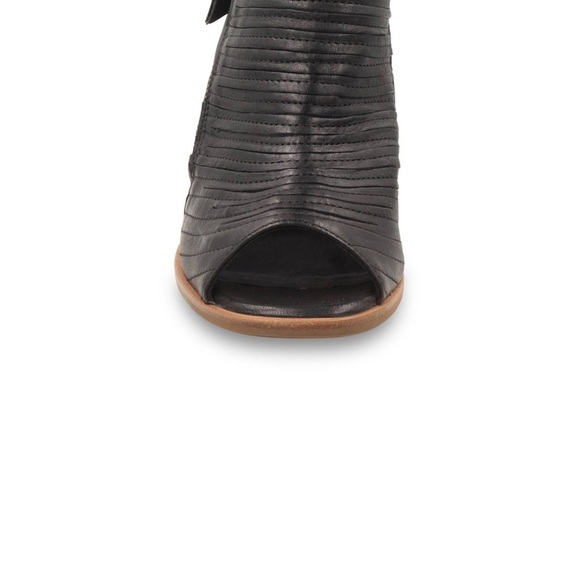 EUC - Paul Green Cayenne Peep Toe Booties - black - UK 7.5/US10 - Picture 2 of 8